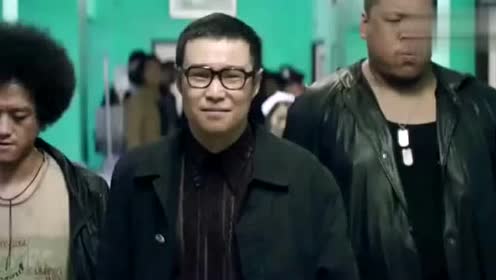 《唐人街神探2》,小沈阳出场bgm救了王宝强一命,笑到泪崩