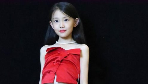 10岁网红小女孩宋小睿,实力翻唱《光年之外》,调音师要失业了!