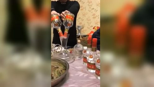 喝酒就得痛快,这位哥们一看就是明白人,网友:潇洒