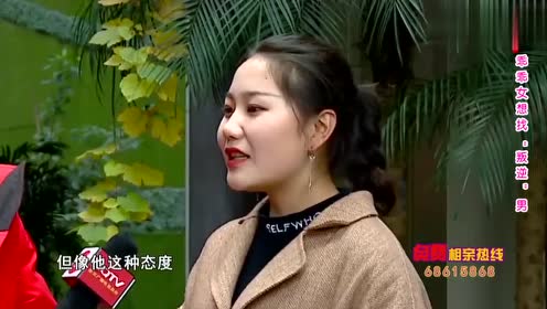 贵阳街头的一幕,美女歌手深情献唱,听完好深情!