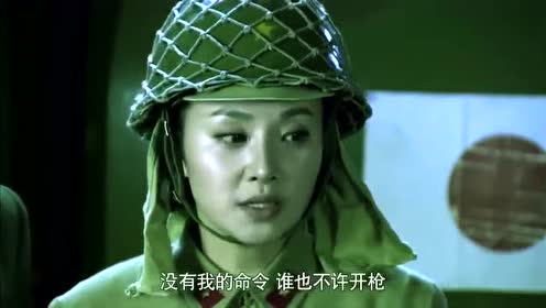女特工发现鬼子路过小路,女特工将绳子套在鬼子脖子勒死鬼子