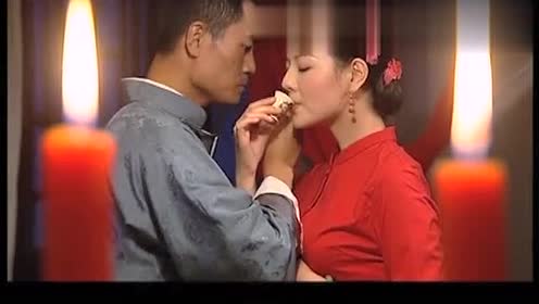 关中匪事:师长无奈把春妮让给满强,少了个女人,多了一连男人