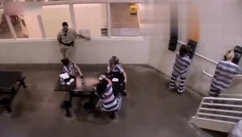 女子监狱没有男犯人,为何每年有几百人怀孕?狱警忍不住说出实话