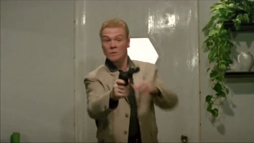 人送他外号叫瘦虎，真拼起命来两个人大汉也不是他对手