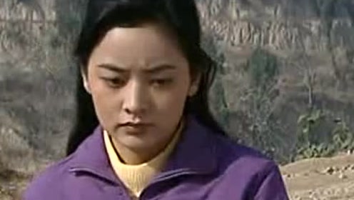 二串被抓了,阿霞出门却听到邻居对她说三道四
