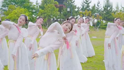 中国风舞蹈《桃花笑》 炒鸡好看的舞蹈