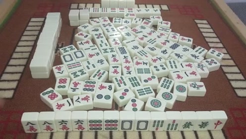 麻将:七小对单吊红中自摸,抓的牌都快没了才抓到!