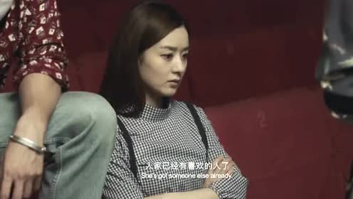 萌妃为了让熊孩子说实话,竟给她们挠孩子,下一幕英雄漫威超级脚心电影混剪歌曲图片