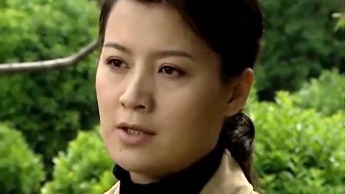 铁骨芳心:丈夫犯罪跪求女局长原谅,女局长:什么时候办离婚手续