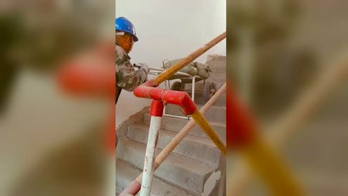 发明虽土,但是很实用,自制上楼器