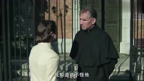 远去的飞鹰:葛莉儿离婚来到了教堂,经过神父的开导,她明白了