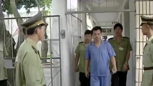 珍贵影像:张子强上刑场时,五花大绑着神情紧张,一脸茫然!