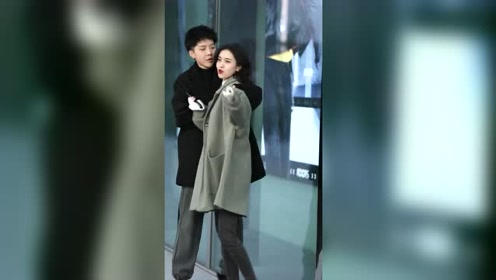 用手机搭讪就想把大牛骗走?还好马总机智,及时让大牛冷静下来了