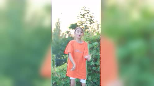 宋小睿也来跳《芒种》了,眼前这一幕,不愧是有钱人家培养的孩子