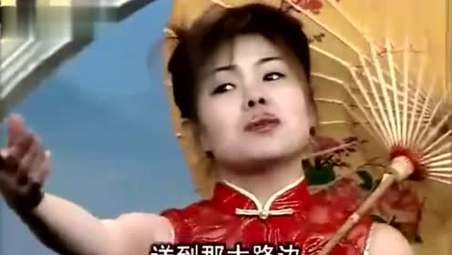 小媳妇唱民歌《小妹妹送情郎》把人听醉了!