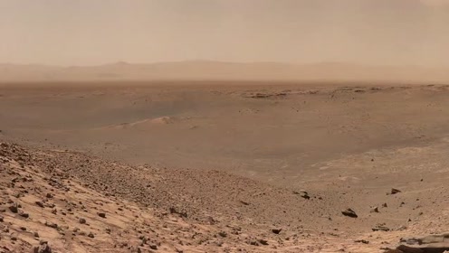 360度扫面光秃秃的火星表面