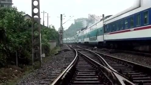 长春至厦门z102次直达列车 快速跨越京九线亳州站!