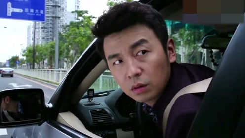 小伙约美女去吃火锅，路上被追尾，小伙一下车，看到是女友愣了