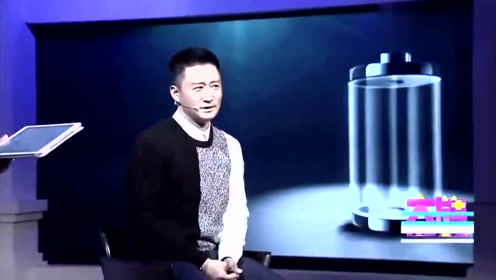 主持人问吴京：若是让你跟成龙、李连杰、甄子丹对打，你会选择谁