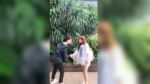 小哥哥跟小叶表白,不料世贤出现在身后,这下惨了!