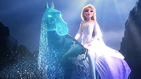 冰雪奇缘2:艾莎骑马狂奔很帅?有谁注意她穿的秋裤,太搞笑了!