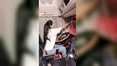 老板新雇了一个卡车女司机,和她出车真幸运,这一幕了