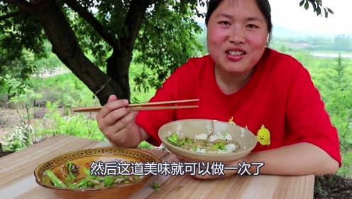 胖妹烹饪美食竟把自己吃爽了,如此下饭货竟无人敢吃