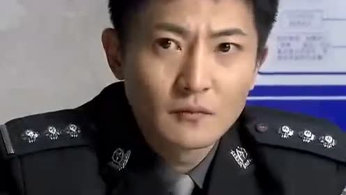 营盘镇警事:新局长开会整风,小警花有意见,当面顶撞新局长