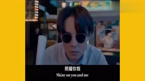 袁华终于硬气了一回,放下鱼叉戴上墨镜,给你舞一段dj版一剪梅
