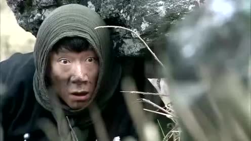 二炮手:日本人还在埋伏,炮爷被击中要害,让张三很担心