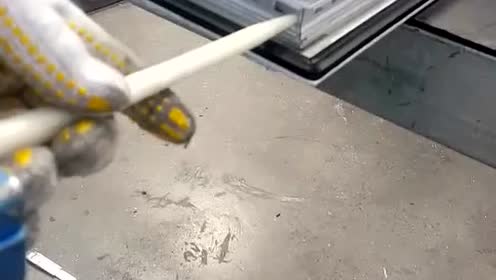 斯卡特门窗 框扇组角工艺注胶视频
