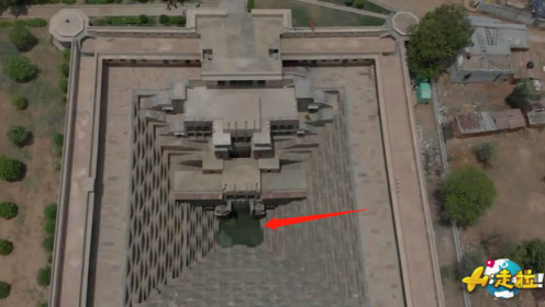 严重缺水的印度，仅靠这一口井养活30万人，世界最大水井之一！