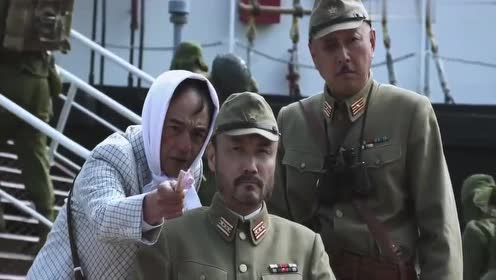 举起手来2:骑猪的日本军官这是觉醒了?脑瓜子怎么这么聪明