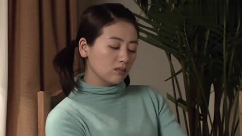 美女被爸妈介绍对象,美女找来男友,男友两句话把相亲对象吓走