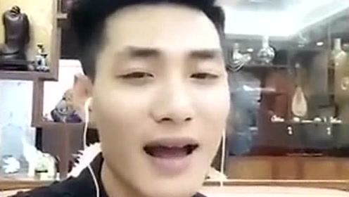 李子光和"老婆"合唱潮剧"吉祥戏"