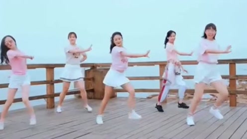 浪漫樱花舞蹈教程,太适合年会舞蹈了,叫上同事一起跳起来!