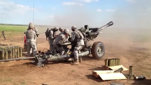 m119a2火炮测试,需要多个士兵伺候