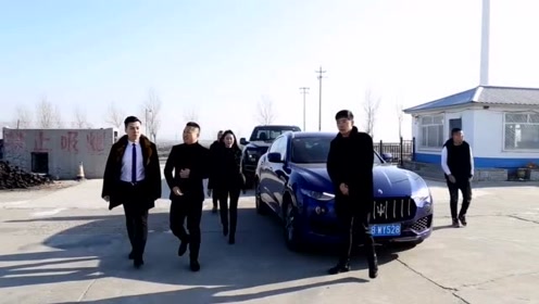 《村里村外！大结局》二柱子为了乡亲们，村里开公司！