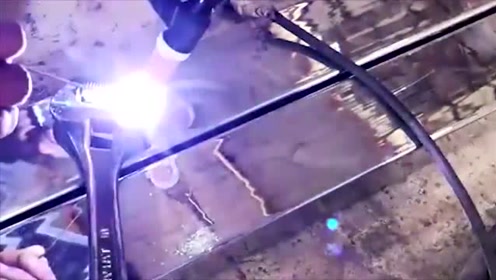 这个扳手真有点不一样！发明者真是脑洞大开，长见识了！