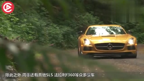 14岁的年龄差，他送妻子10辆超跑，这点晓明哥都比不了！