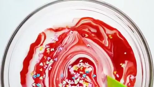 老老实实的拉花不好吗？非要搅成这种不好看的颜色