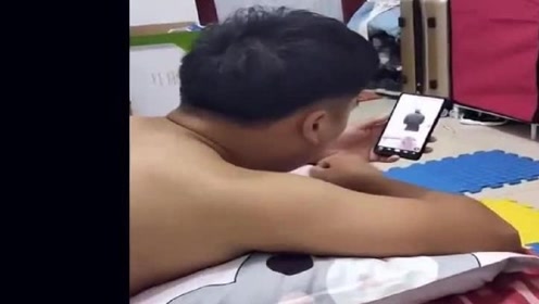 男人都一个德行,等着跪搓衣板吧