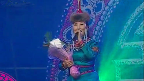 阿其木格演唱草原歌曲《我那落地生根的地方》,太好听了