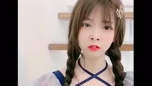 苓妹;这种亲哥哥要不要都无所谓!你还是跟王奕萌走吧!