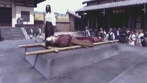 兵圣:伍子胥当街鞭尸,楚国百姓皆跪地求情,国无咎都看不下去了