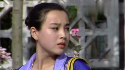 影视:扣儿哭着离开培训中心,这次没找欧阳珠,而是上了他的车