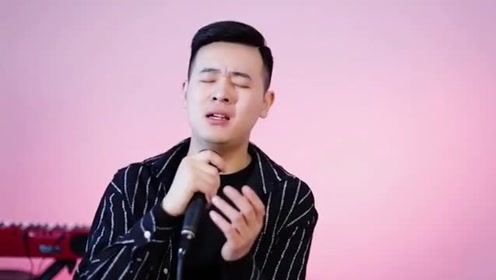 蒙面唱将猜猜猜小阿枫翻唱的歌曲《孟婆的碗》很好听的一首歌曲!
