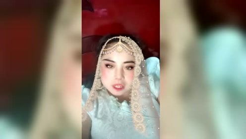 仙气飘飘化蝶飞天竺少女沙里瓦