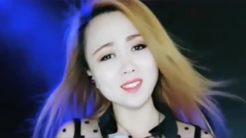 一首dj版的《恋曲1990》,动感十足,忍不住听了好几遍!