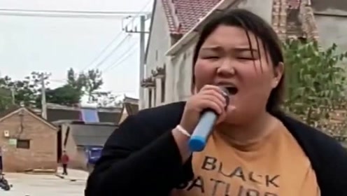 朱之文女儿太牛了,实力翻唱一首经典老歌,简直是好听醉了